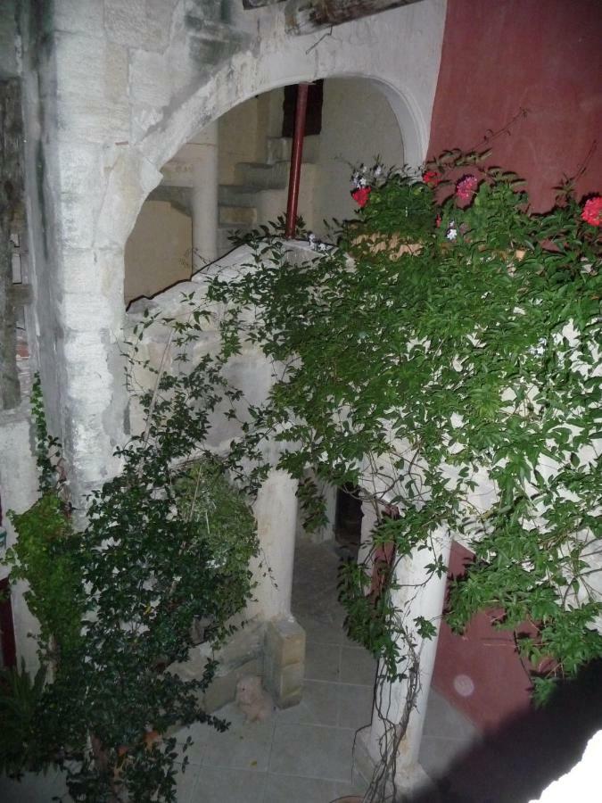 La Villages Chambres D'Hotes Vallabregues Екстер'єр фото