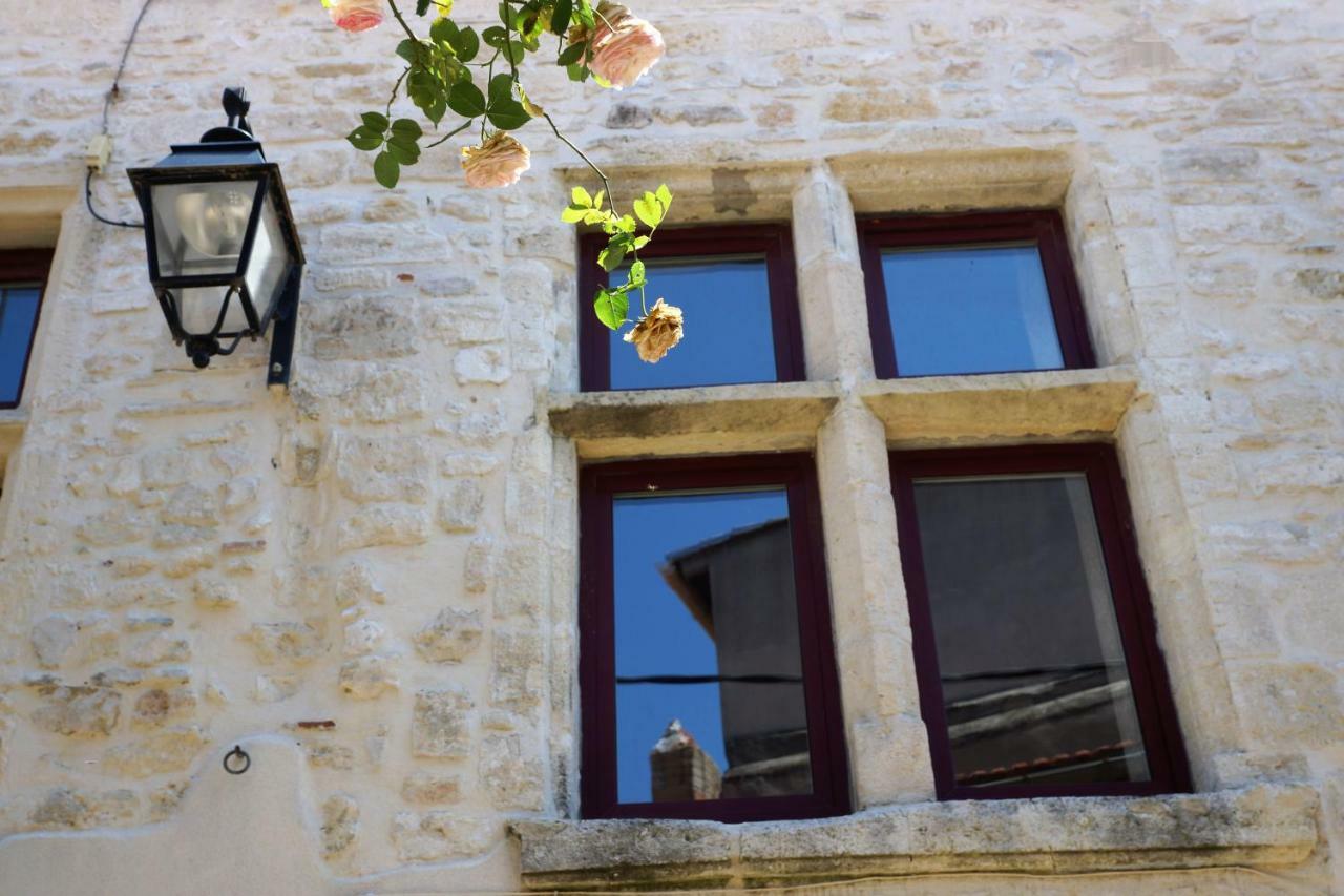 La Villages Chambres D'Hotes Vallabregues Екстер'єр фото